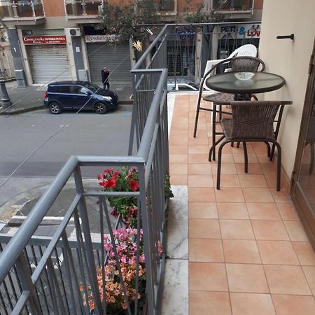 Salerno Centraal Buitenkant foto