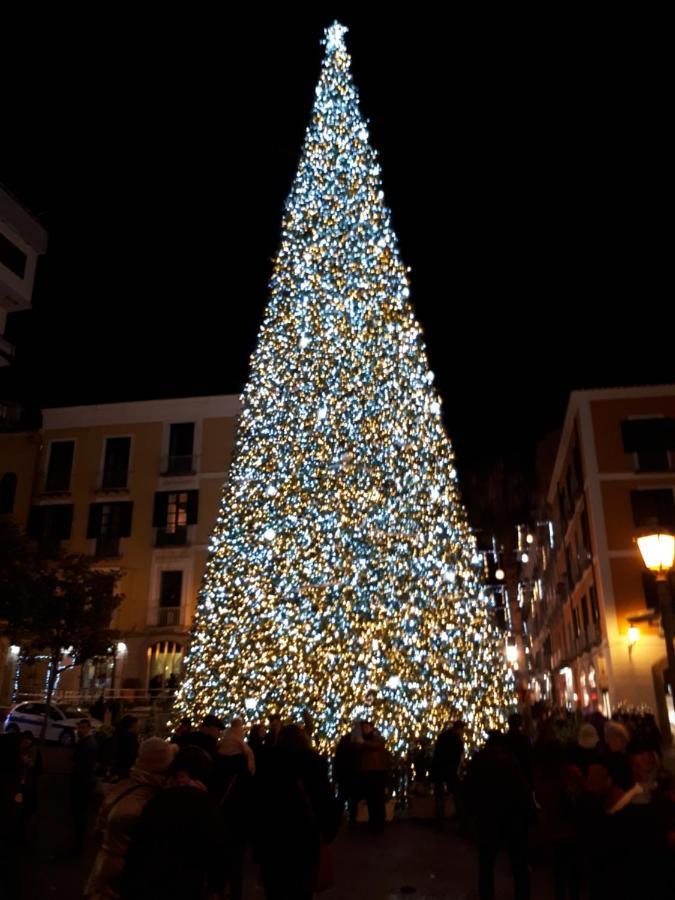 Salerno Centraal Buitenkant foto